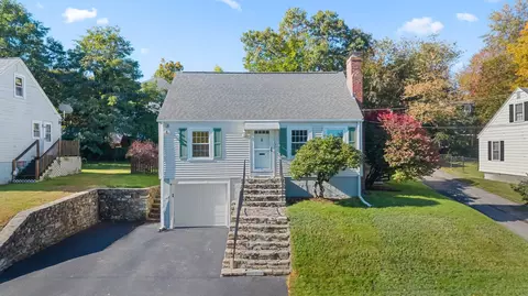 5 Winston Rd, Worcester, MA 01606