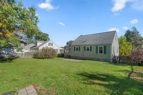 Exterior - 5 Winston Rd, Worcester, MA 01606 photo 7 of 8