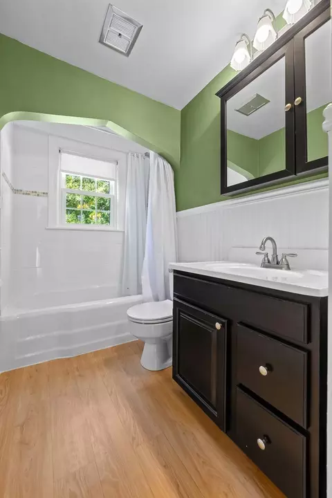 Bath - 5 Winston Rd, Worcester, MA 01606 photo 1 of 2
