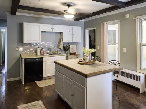 Kitchen - 285 Hamilton St, Worcester, MA 01604 photo 1 of 3