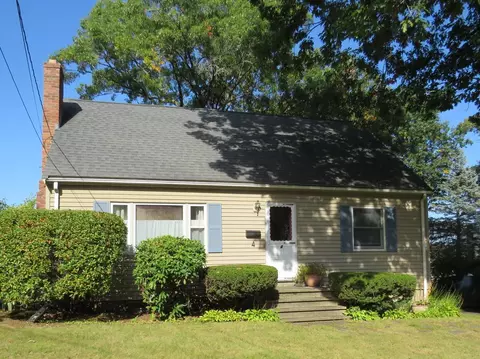 Exterior - 4 Paul St, Canton, MA 02021 photo 4 of 9