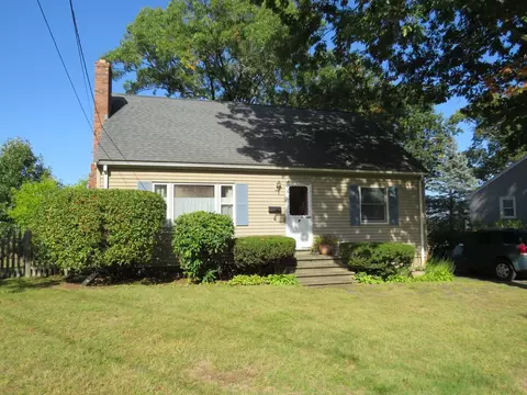 Exterior - 4 Paul St, Canton, MA 02021 photo 3 of 9