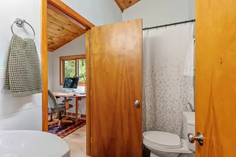 Bath - 68 Lancaster County Rd, Harvard, MA 01451 photo 2 of 3