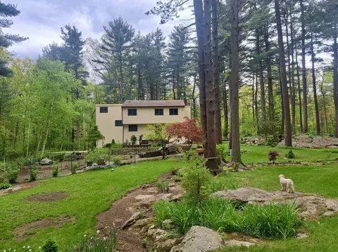 Exterior - 68 Lancaster County Rd, Harvard, MA 01451 photo 8 of 11