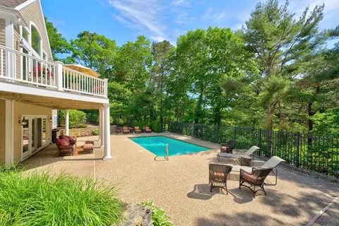 Exterior - 36 Troon Way, Mashpee, MA 02649 photo 5 of 6