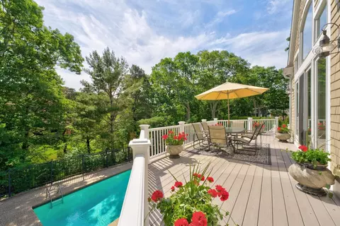 Exterior - 36 Troon Way, Mashpee, MA 02649 photo 2 of 6