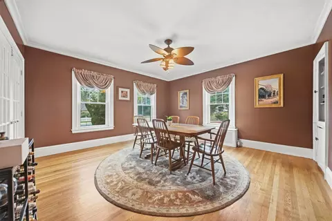 Dining - 162 Flagg St, Worcester, MA 01609 photo 1 of 3