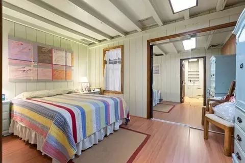 Bedroom - 33 Yale Ave, Wakefield, MA 01880 photo 3 of 3