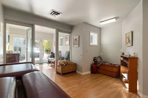 Entry Way - 33 Yale Ave, Wakefield, MA 01880 photo 6 of 6