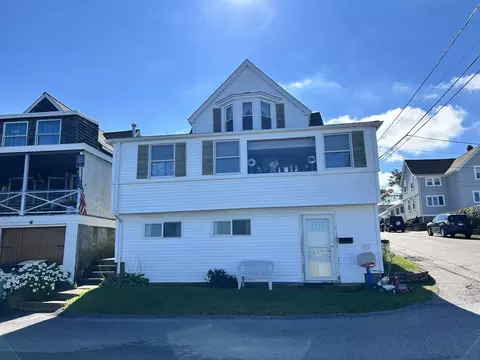 27 Fore River Ave, Weymouth, MA 02191