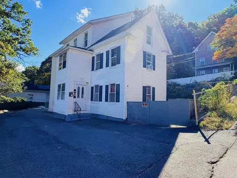 12 Foster St, Fitchburg, MA 01420