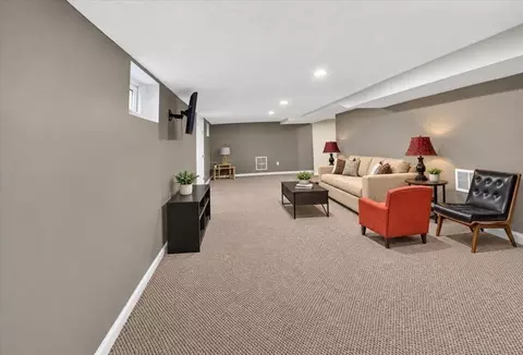 Other - 25 Ridgeway Cir, Springfield, MA 01118 photo 6 of 8