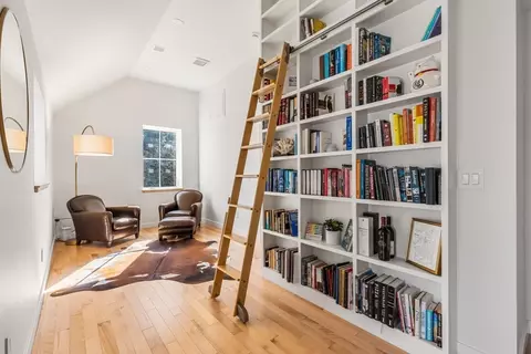 Other - 108 Kilby St, Hingham, MA 02043 photo 8 of 10