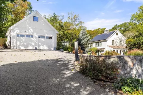 Other - 108 Kilby St, Hingham, MA 02043 photo 9 of 10