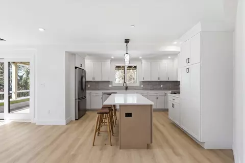 Kitchen - 964 Washington St #2, Gloucester, MA 01930 photo 1 of 2