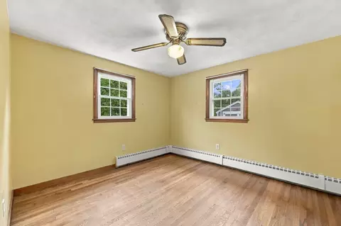Bedroom - 110 Bridge Rd, Northampton, MA 01062 photo 2 of 4