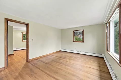 Living - 110 Bridge Rd, Northampton, MA 01062 photo 4 of 4
