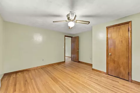 Bedroom - 110 Bridge Rd, Northampton, MA 01062 photo 3 of 4