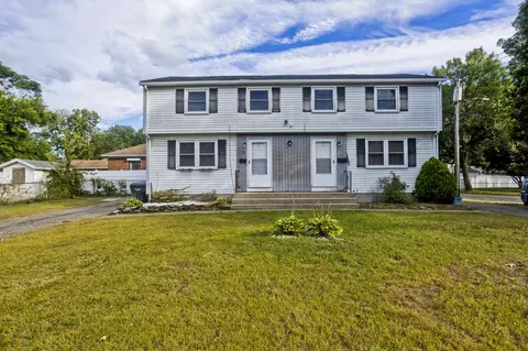 Exterior - 5 Ellen St # -7, Springfield, MA 01104 photo 2 of 2