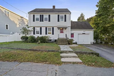 50 Lyons St, Quincy, MA 02169