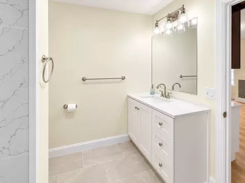 Bath - 5 Branch St, Worcester, MA 01604 photo 2 of 2