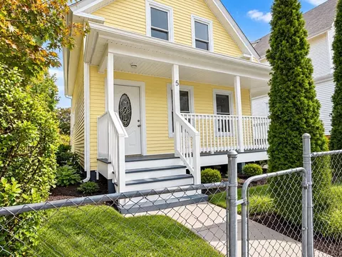 Exterior - 5 Branch St, Worcester, MA 01604 photo 2 of 7