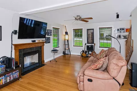 Living - 54 Lower Gore Rd, Webster, MA 01570 photo 3 of 3