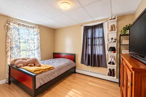 Bedroom - 405 Warren St, Fall River, MA 02721 photo 1 of 6