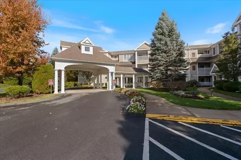 1201 Emerald Ct #1201, Tewksbury, MA 01876