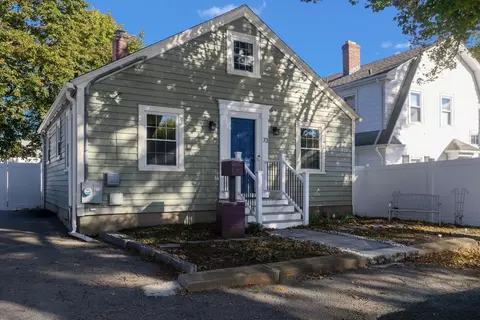 73 Clematis St, Providence, RI 02908