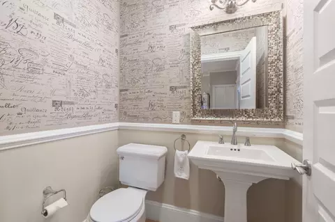 Bath - 39 Backriver Rd #39, Hingham, MA 02043 photo 1 of 5