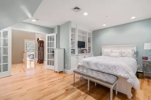 Bedroom - 39 Backriver Rd #39, Hingham, MA 02043 photo 5 of 5