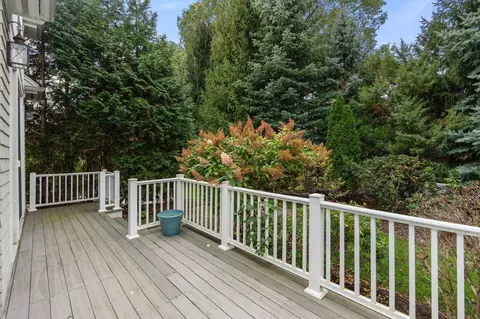 Exterior - 39 Backriver Rd #39, Hingham, MA 02043 photo 3 of 5