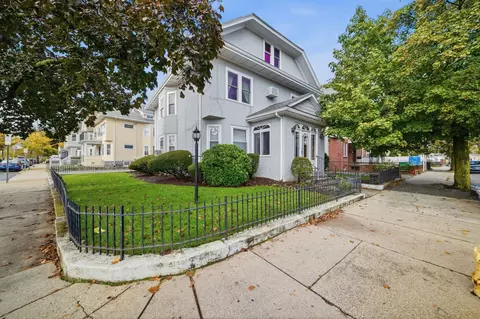 357-359 Main St, Medford, MA 02155