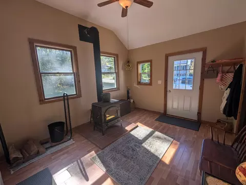 Entry Way - 434 Harvard Ave, Athol, MA 01331 photo 1 of 2