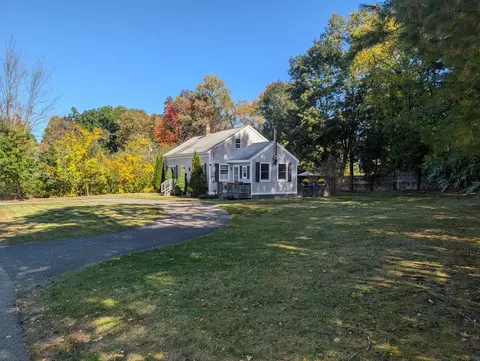 Exterior - 434 Harvard Ave, Athol, MA 01331 photo 3 of 4