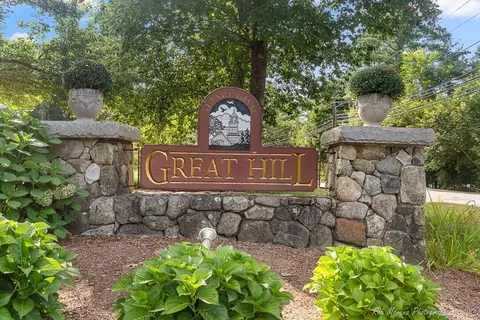 10 Great Hl #10, Topsfield, MA 01983