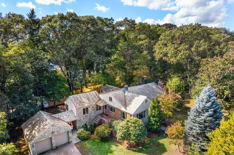 91 Beatrice Cir, Belmont, MA 02478