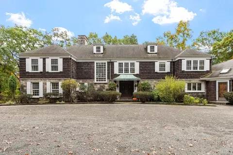61 Westland Ter, Haverhill, MA 01830