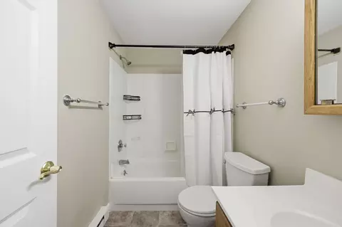 Bath - 5 Maple Crest Cir #E, Holyoke, MA 01040 photo 2 of 2