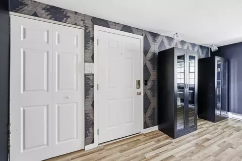 Entry Way - 5 Maple Crest Cir #E, Holyoke, MA 01040 photo 3 of 6