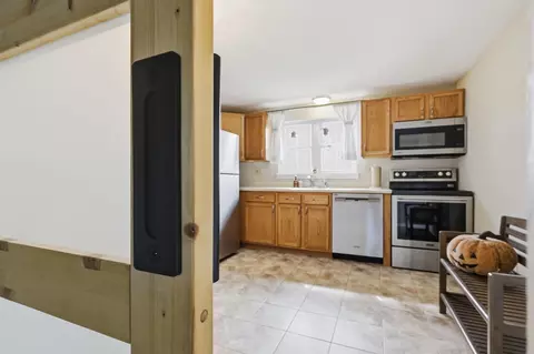 Other - 5 Maple Crest Cir #E, Holyoke, MA 01040 photo 4 of 8