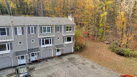 8 Pine Tree Ln #8, Hubbardston, MA 01452