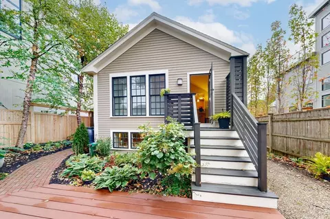 18 Hazel St, Cambridge, MA 02138