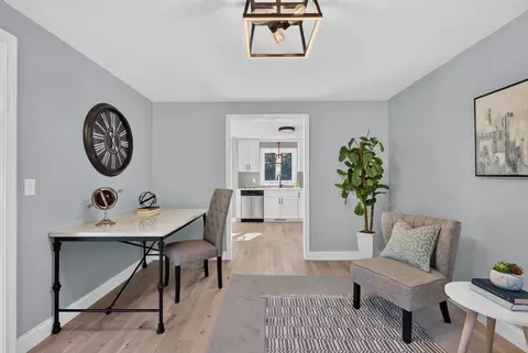Entry Way - 8 Reid St, Raynham, MA 02767 photo 2 of 4