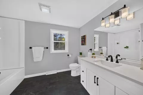 Bath - 8 Reid St, Raynham, MA 02767 photo 5 of 6