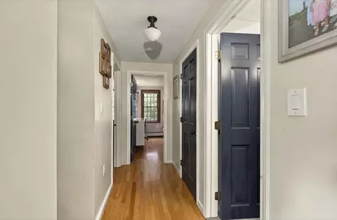 Entry Way - 252 Leavitt St, Hingham, MA 02043 photo 4 of 4