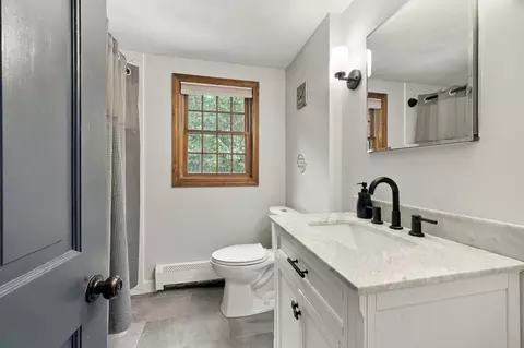 Bath - 252 Leavitt St, Hingham, MA 02043 photo 2 of 2