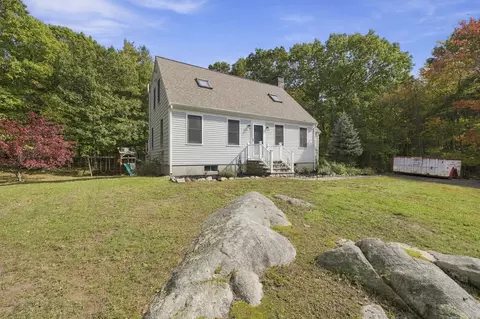 Exterior - 252 Leavitt St, Hingham, MA 02043 photo 2 of 6