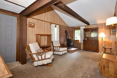 Living - 30 Meadowlark Dr, Wareham, MA 02571 photo 1 of 2